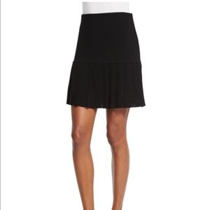 Theory Darrella Prosecco Skirt